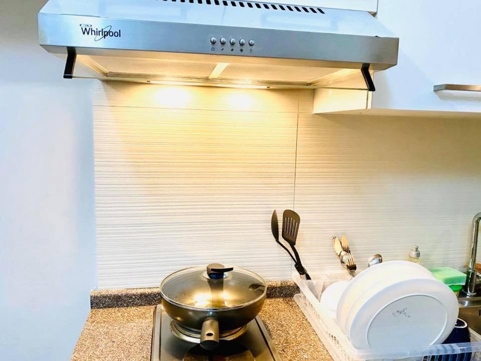 The Sentinel Residences Suite Manila Kültér fotó
